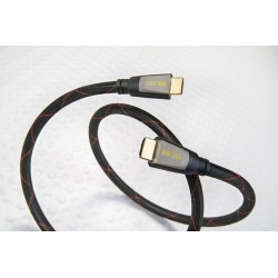 DH-Labs HDMI 2.0 Silver Premium, 9.0 meter (With built-in amplifier/equalizer)